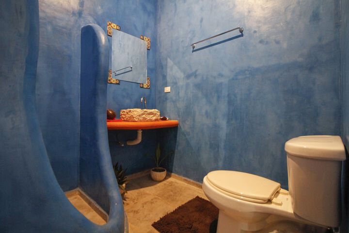 Room 47 of 69