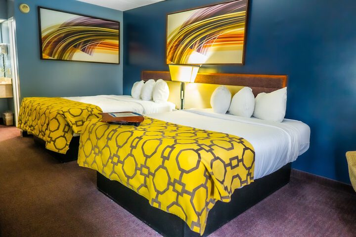 1 King Bed (36 of 40)