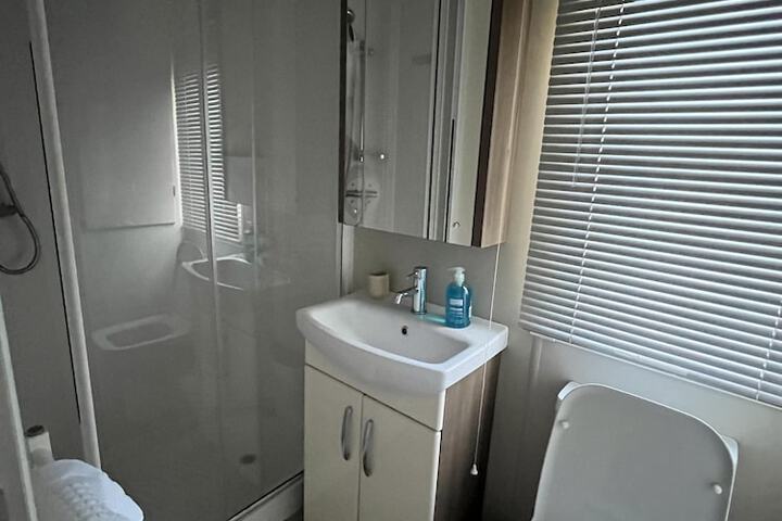 Room 17 of 51