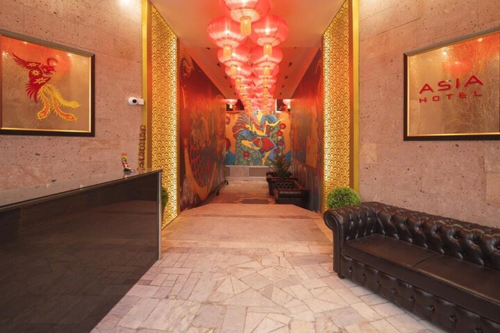 Hotel Interior 4 of 25