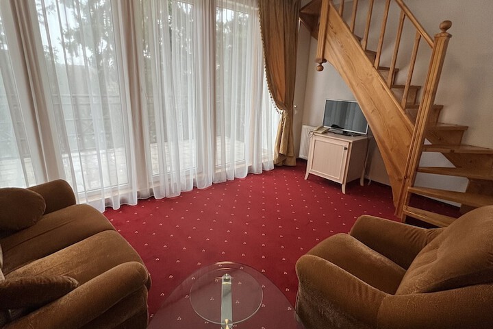 Room 23 of 47