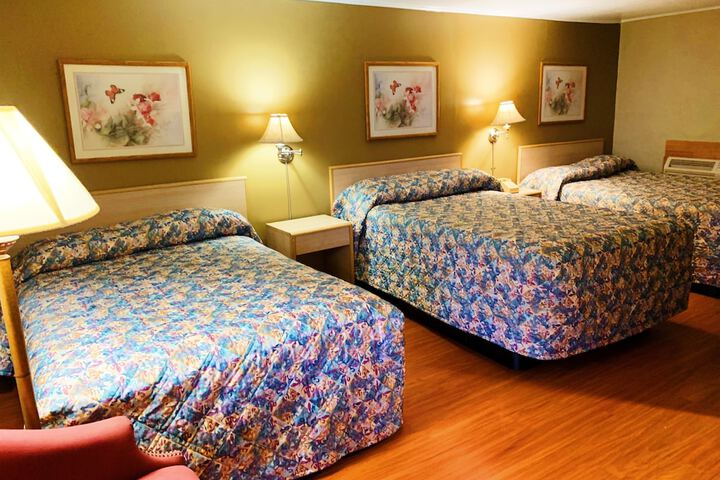 Room 26 of 38
