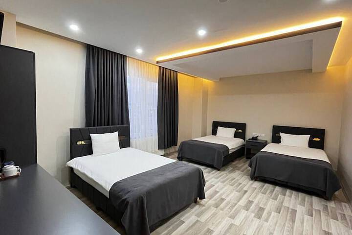 Room 13 of 53