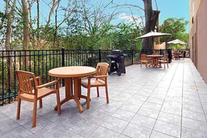 BBQ/picnic area