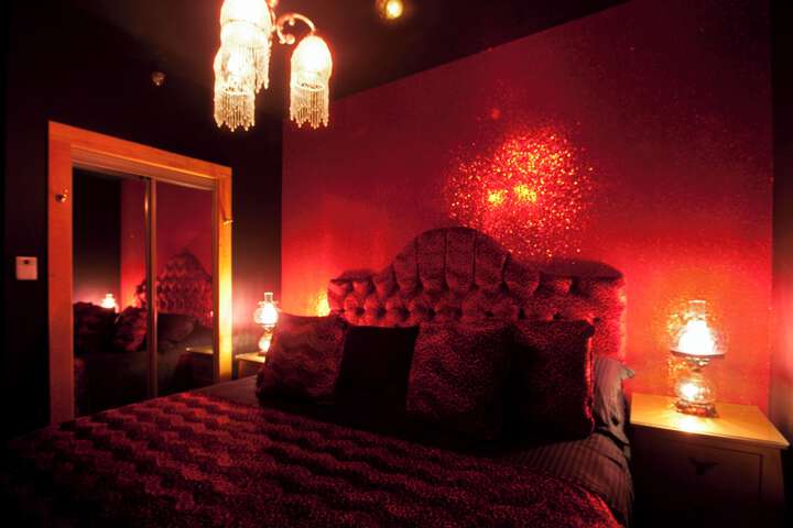 Room 185 of 258