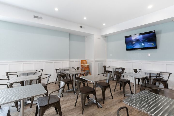 Breakfast/Coffee Service 83 of 105