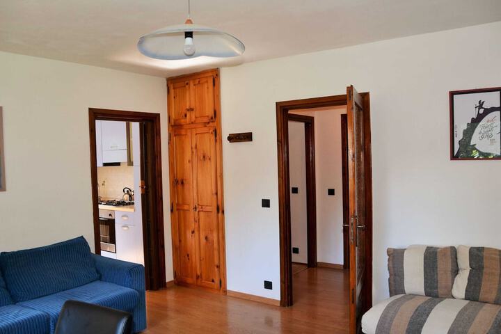 Room 3 of 40