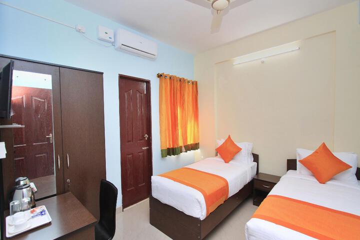 OYO 11058 Shelton Suites Manayata