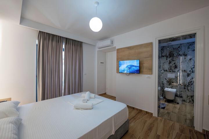 Room 20 of 82
