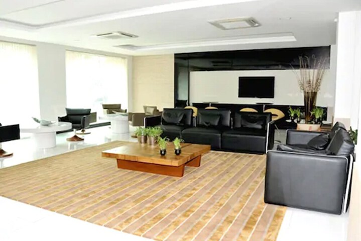 Hotel Interior 8 of 34