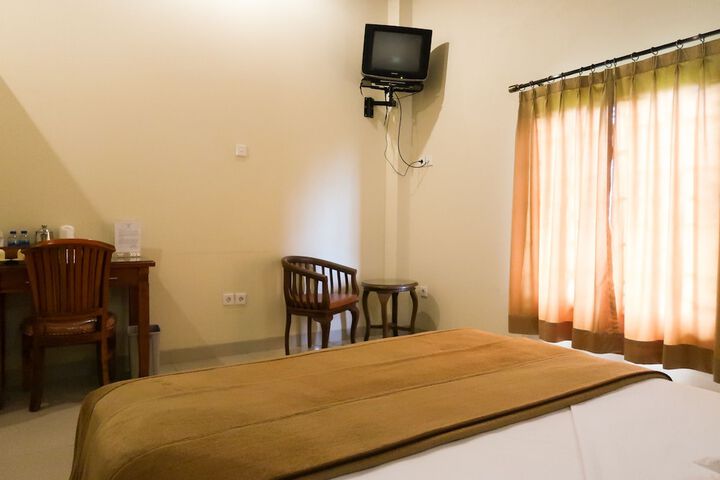 Room 30 of 97