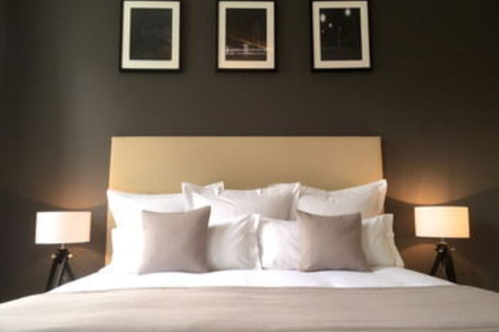 Room 11 of 15