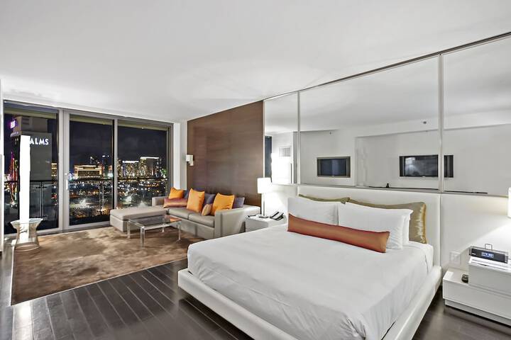 Room 3 of 484