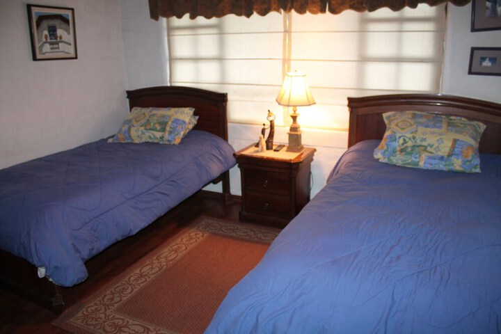 Room 3 of 34
