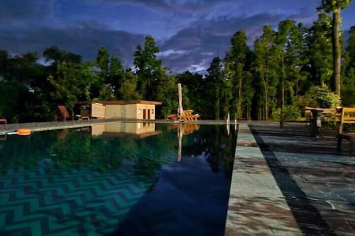 Pool 53 of 129