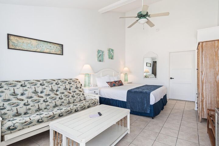 Room 9 of 22