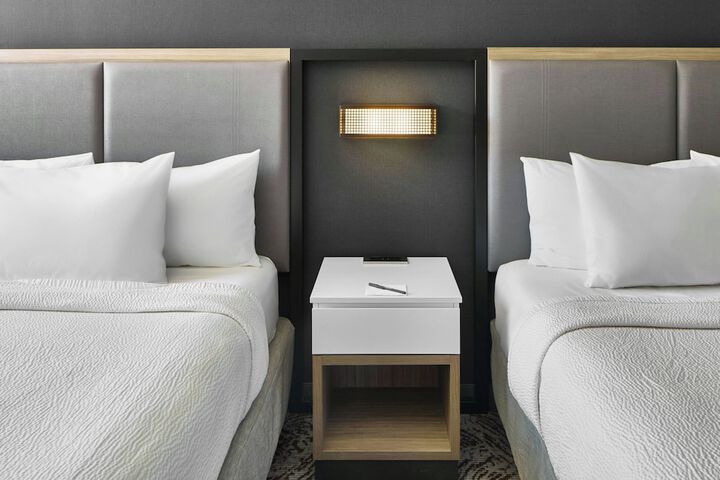 Room 37 of 108