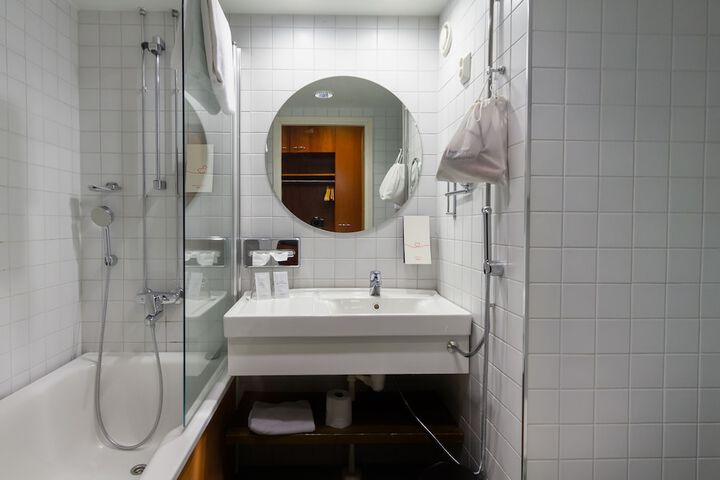 Bath Photo