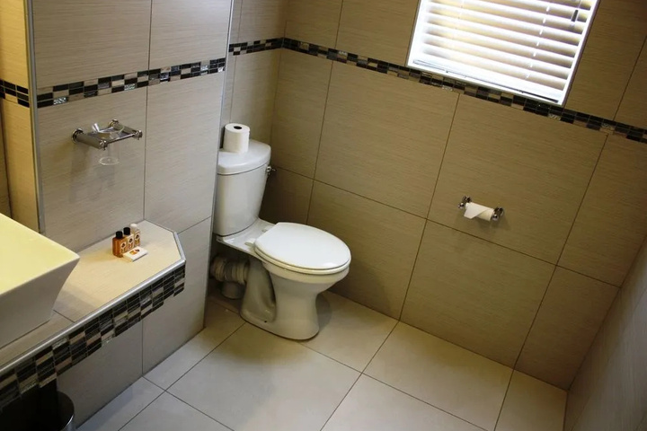 Room 7 of 25