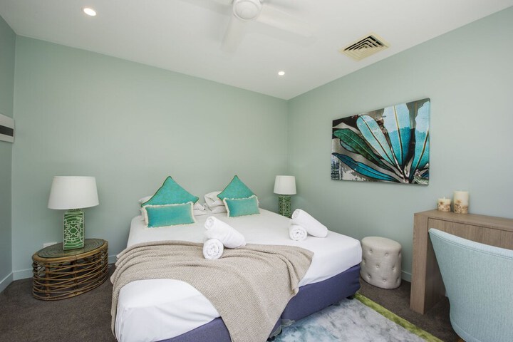 Room 6 of 21