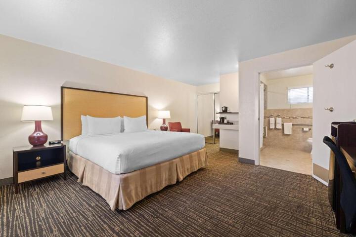1 King Bed Mobility Accessible Roll in Shower Continental Breakfast (1 of 27)