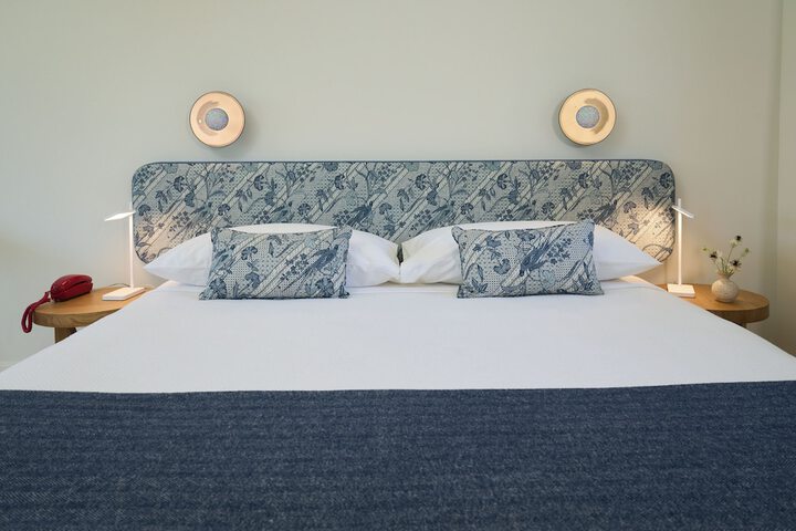 Deluxe Room 1 Queen Bed (24 of 36)