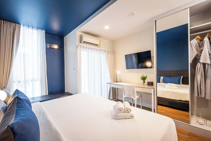 Room 29 of 53