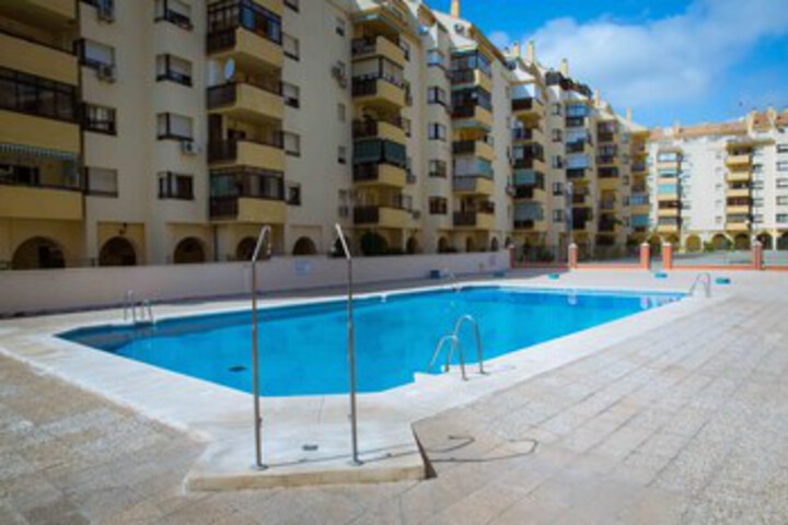 Pool 58 of 157