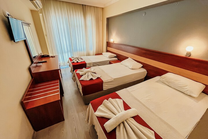 Room 15 of 68