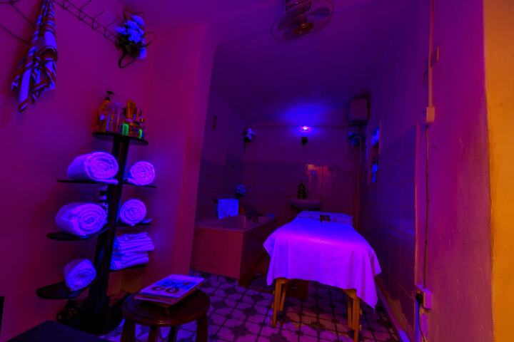 Room 19 of 86