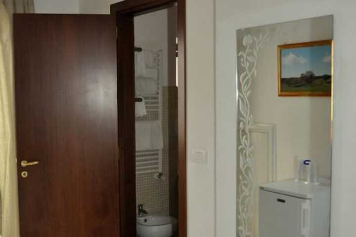 Room amenity