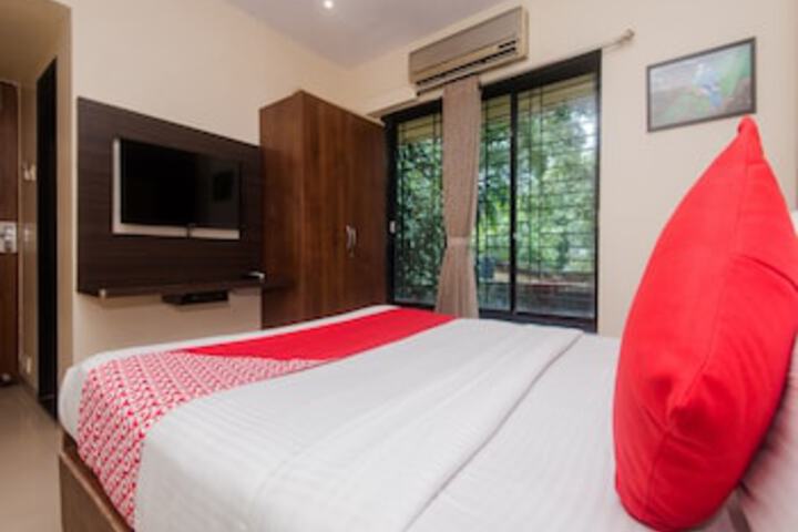 HOTEL AVIVA EXECUTIVE BY OYO ROOMS