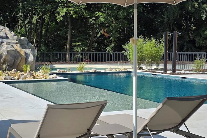 Pool 41 of 55