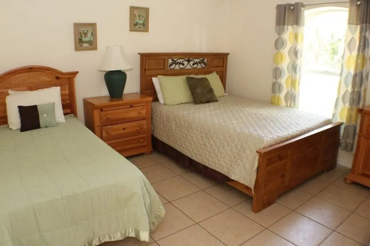 Room 2 of 19