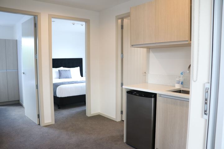 Room 7 of 44