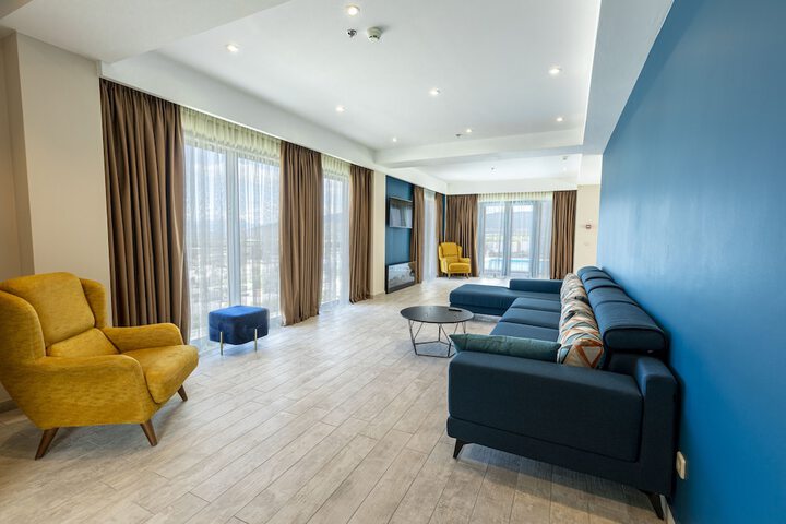 Room 30 of 73
