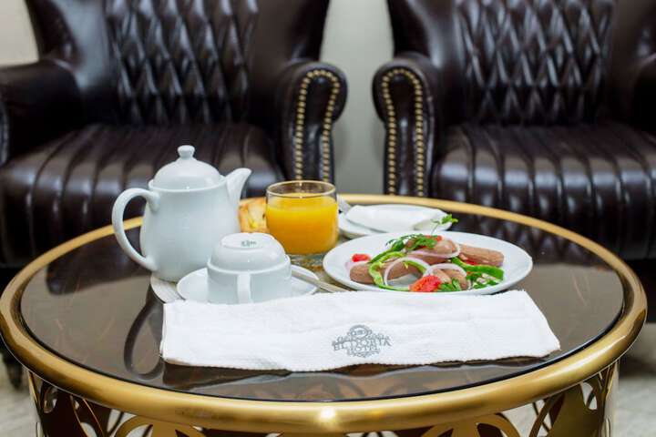 Breakfast/Coffee Service 37 of 45