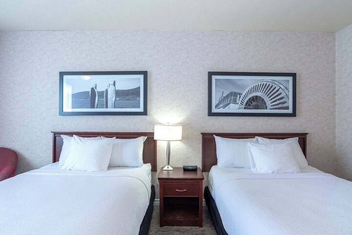 Room 14 of 34