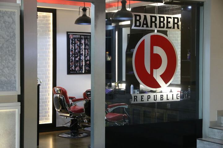 Hair salon