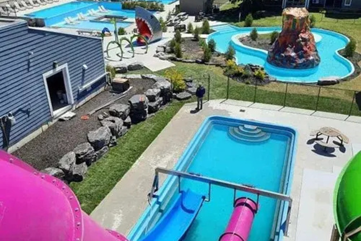 Pool 9 of 18