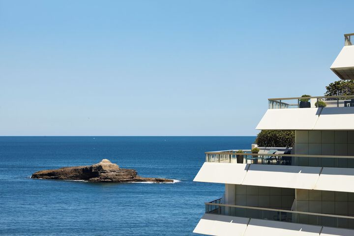 Hotel 53 of 60