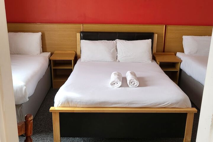 Room 86 of 109