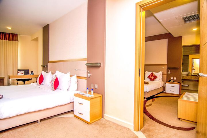 Room 13 of 149