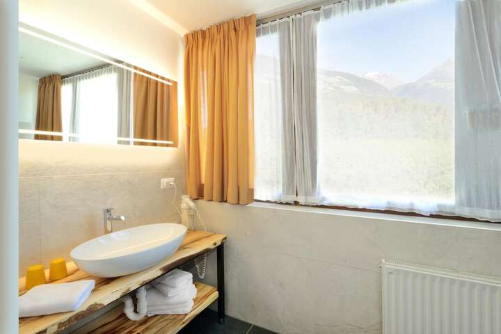 Room 18 of 51