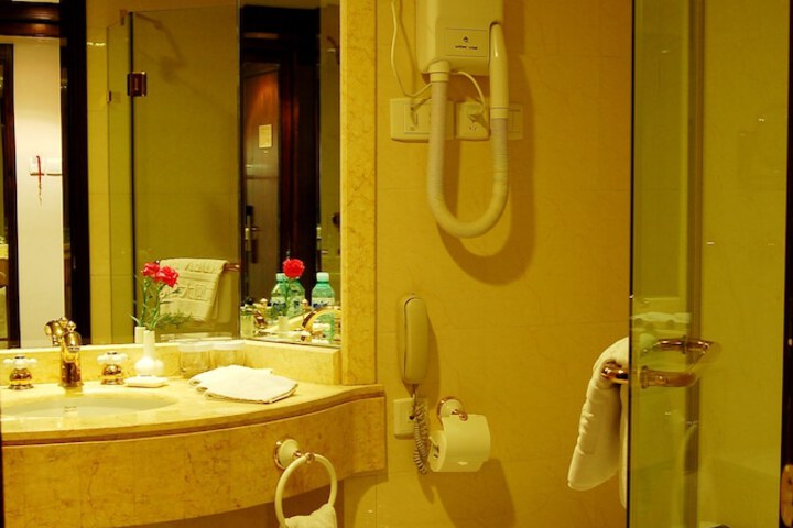 Bath Amenities