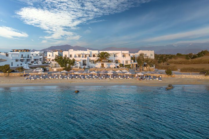 Liana Beach Hotel & Spa