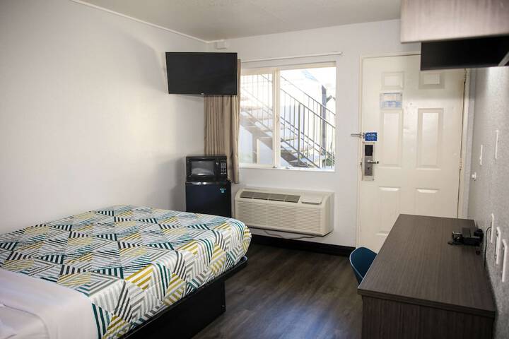 Deluxe Double Room (4 of 22)