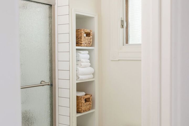 Clean Restrooms