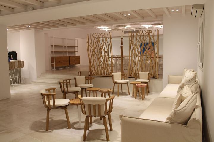 Hotel Lobby