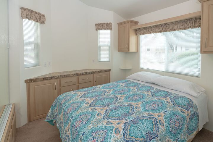 Room 2 of 18